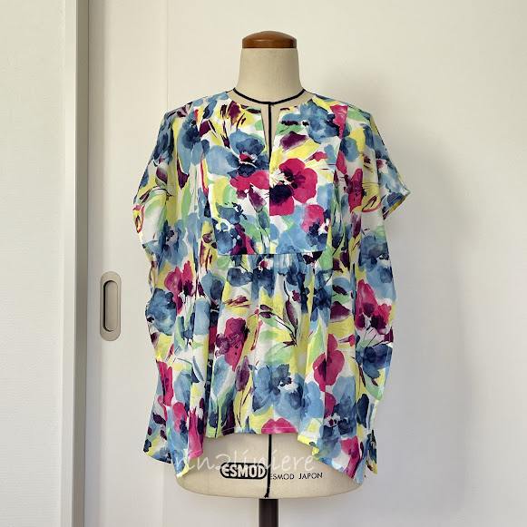 flower blouse front